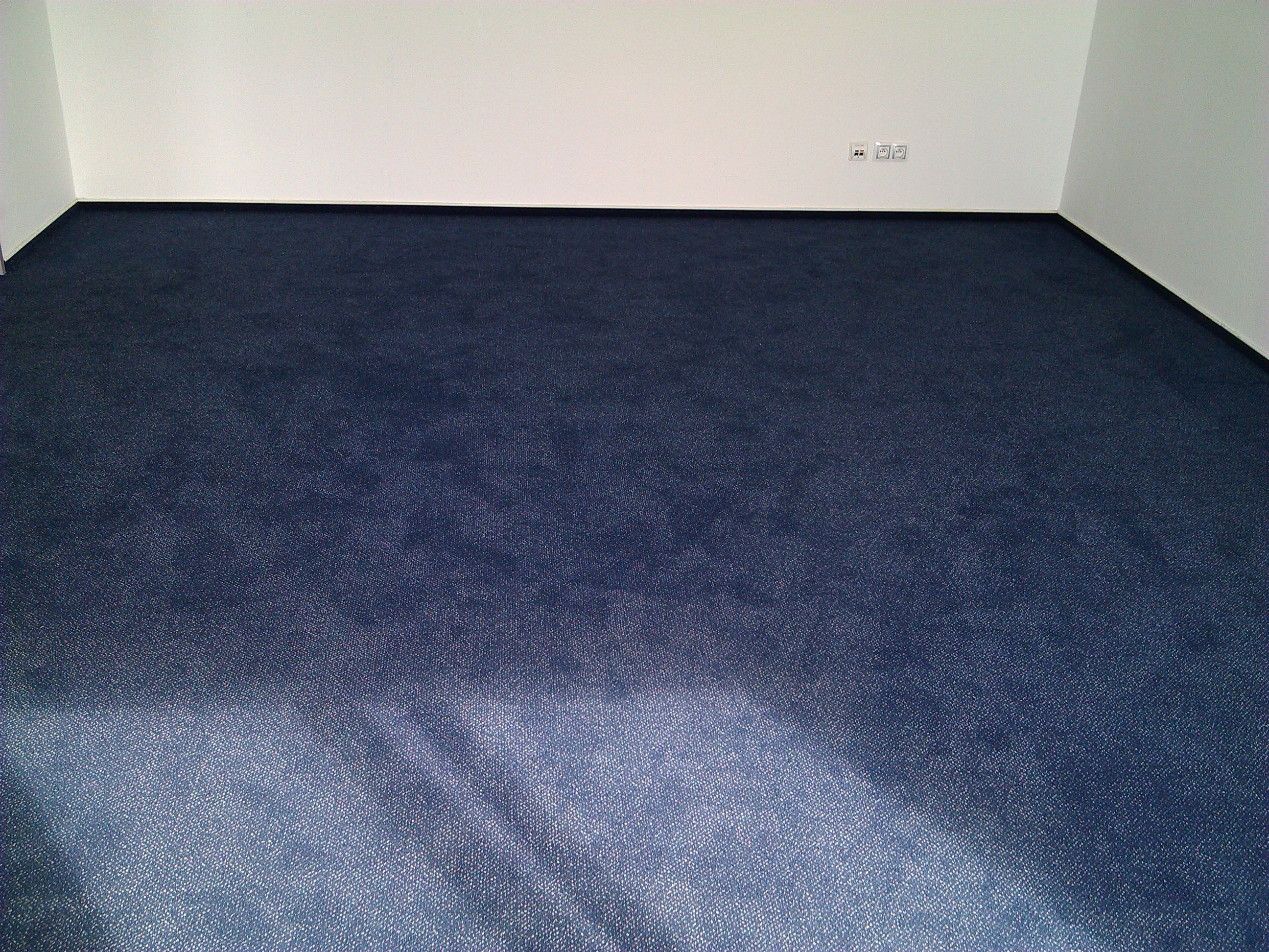 Zátěžový střižený koberec - firma RONAL, Pardubice